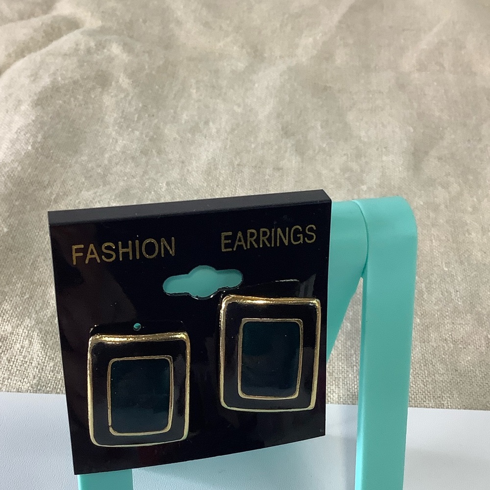 Elegant Black Turquoise and Gold Enamel Earrings